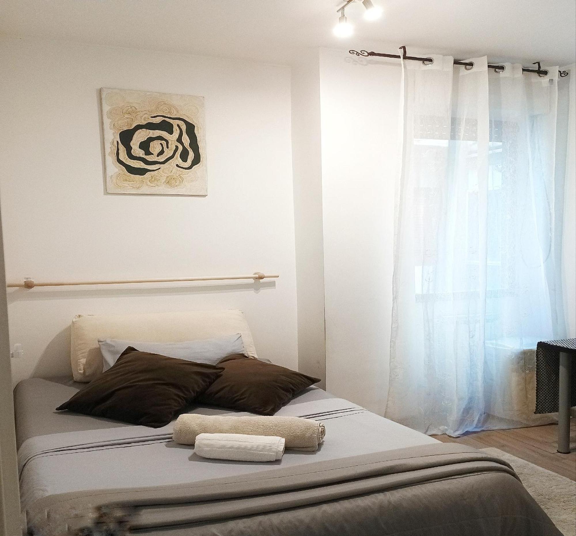 "Vacanze Romane" Stazione Tiburtina, Appartamento Tre Camere Da Letto 5 Posti Letto エクステリア 写真